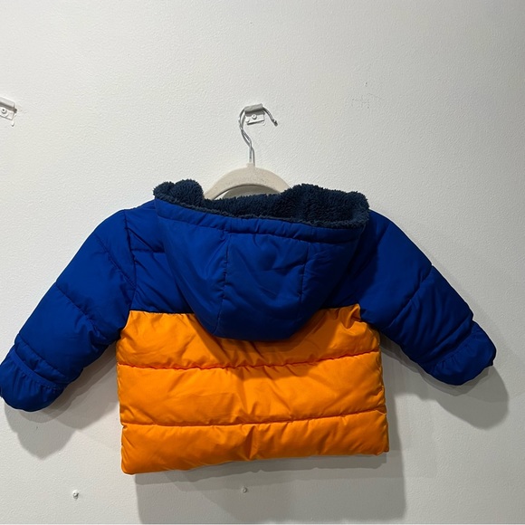Swiss tech toddler puffer jacket with pockets - Picture 3 of 3